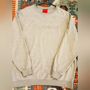 Supreme sweatshirt